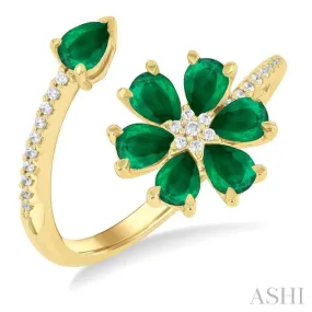 1/10 ctw Floral Blossom 4X3 MM Pear Cut Emerald and Round Cut Diamond Open Precious Ring in 14K Yellow Gold