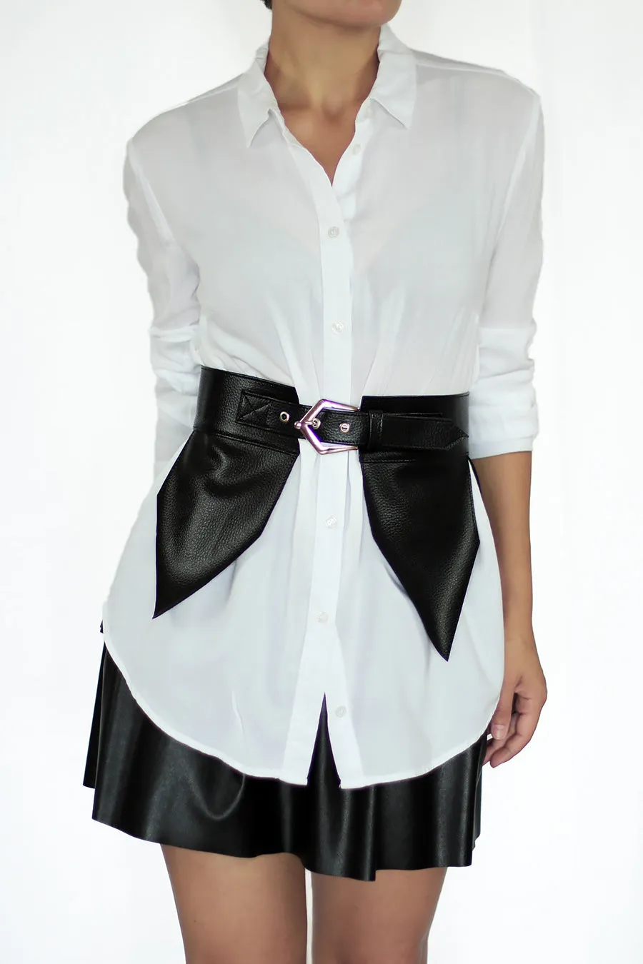 Buckle-detailed Leather Peplum Belt