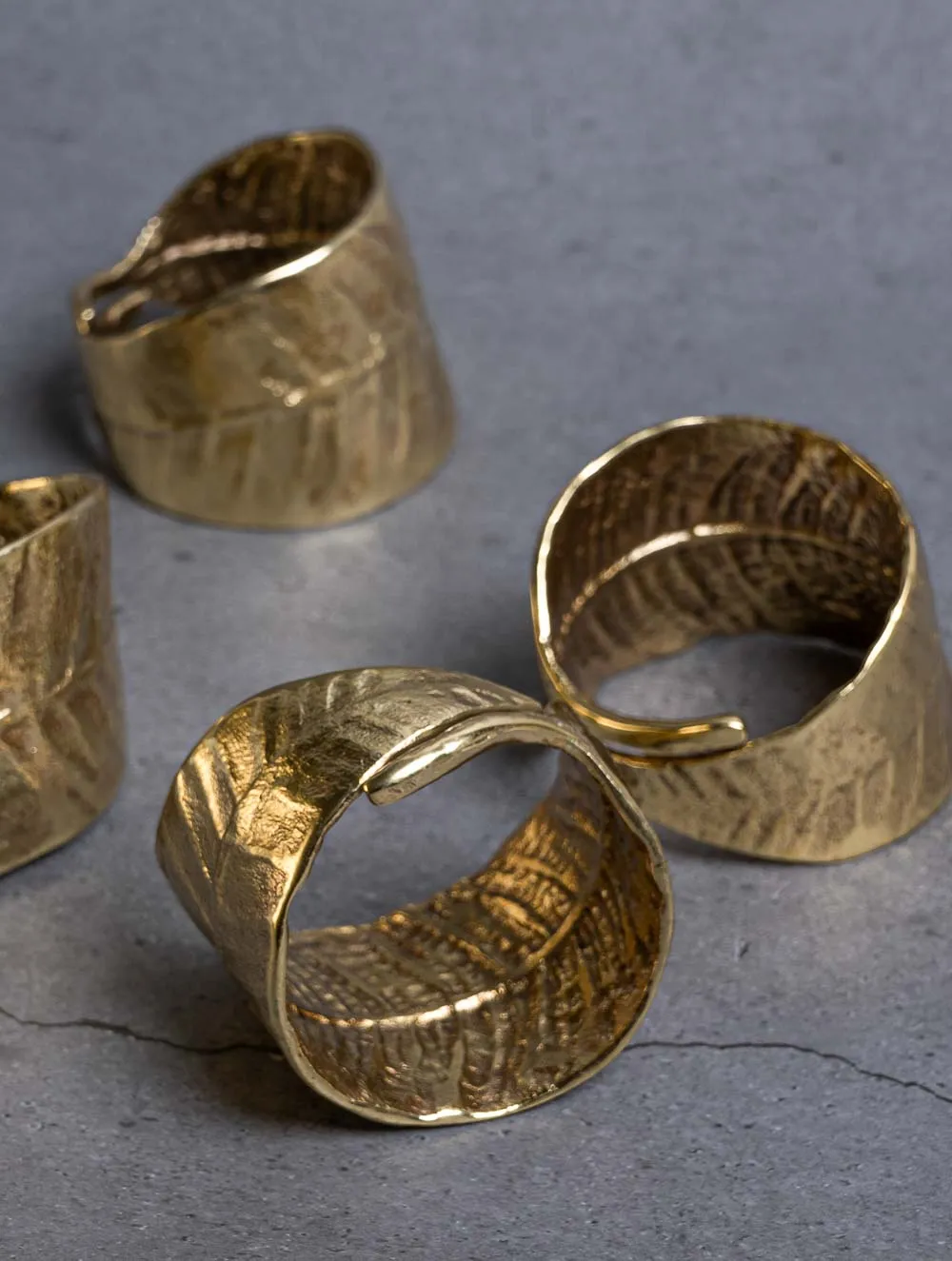 Exclusive Brass Napkin Rings - Mango Leaf (Set of 4)